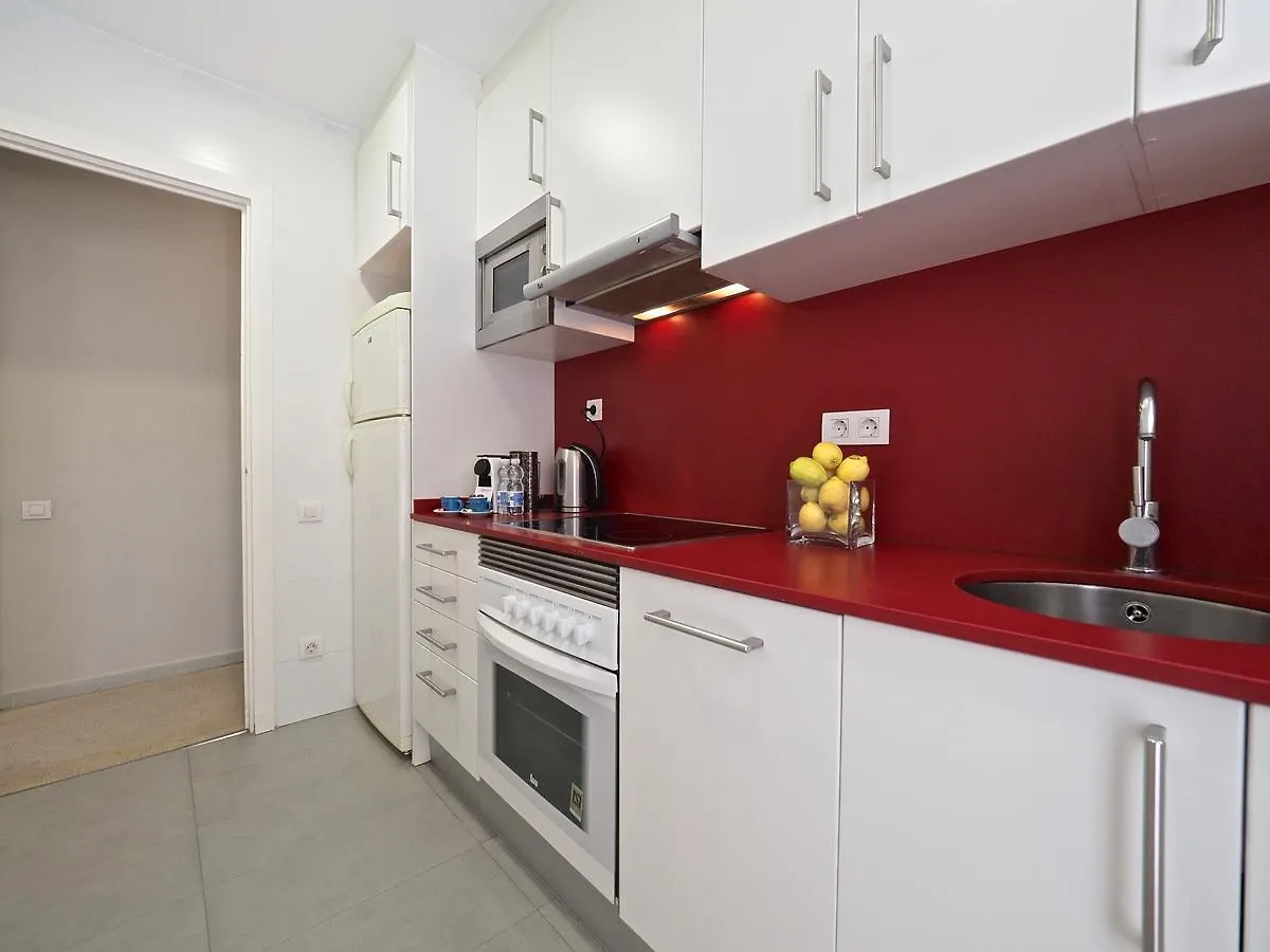 The Sagrada Penthouse Apartment Barcelona 0*,  Spain